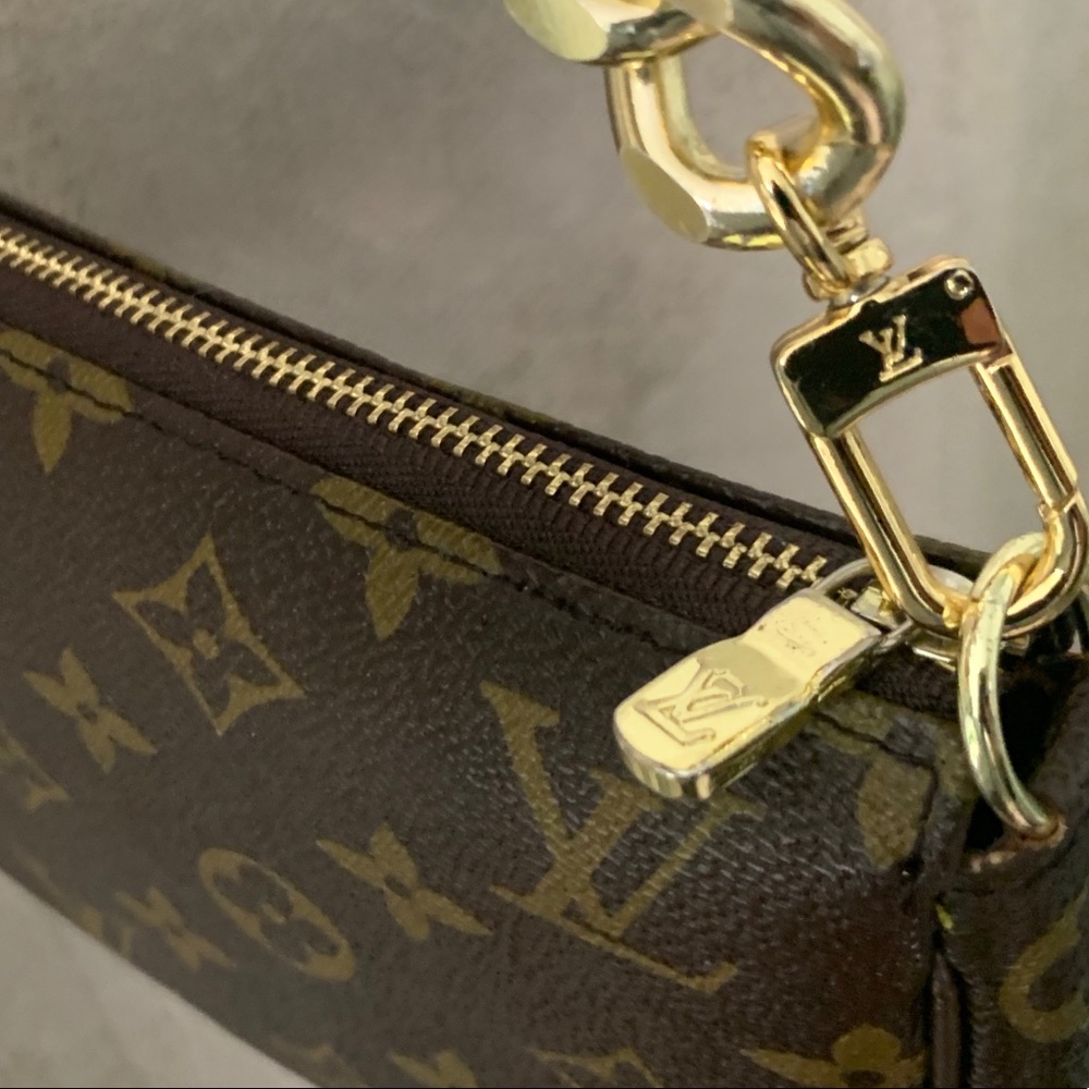 Authentic 𝗟𝗼𝘂𝗶𝘀 𝗩𝘂𝗶𝘁𝘁𝗼𝗻 Purse ✨ - Picture 15 of 16